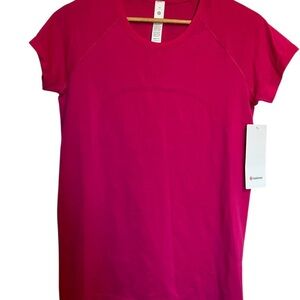 NEW swiftly Tech short sleeve 2.0 top size 10